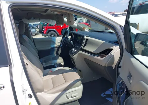 2015 Toyota Sienna Xle Premium 8 Passenger from USA, damaged, VIN 5TDYK3DC4FS585738